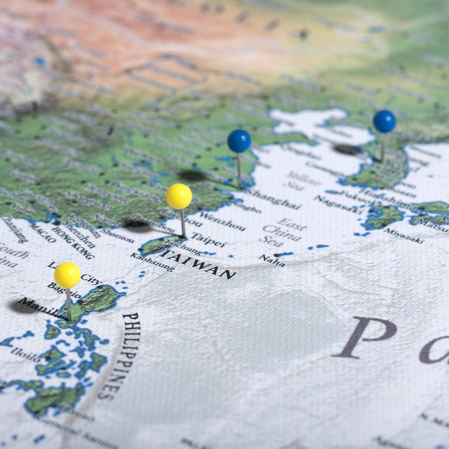 The Adventurer World Push Pin Travel Map